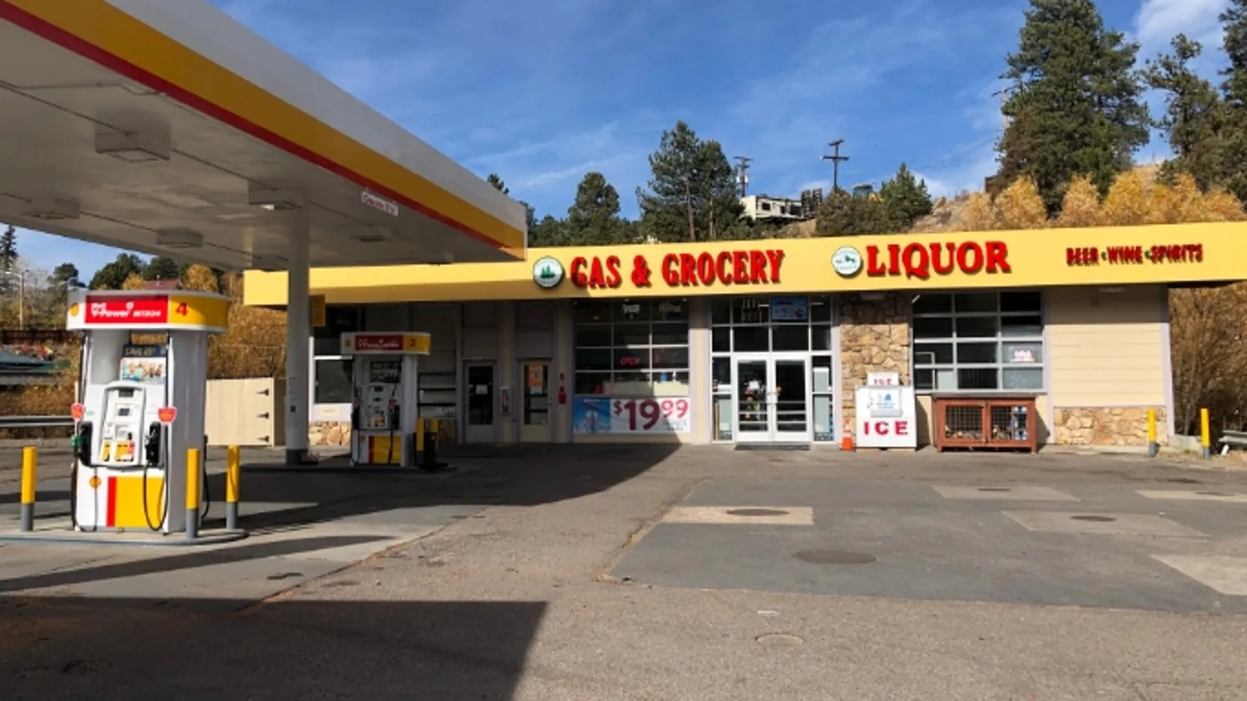 Mountain Liquor & Shell Gas hero image